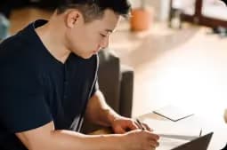 Bùi Quốc Huy